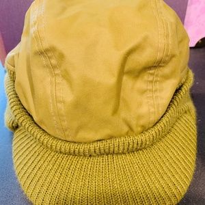 SOLD/Hat by Helly Hansen